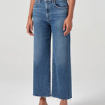 Harper Straight Crop Jean in Motion