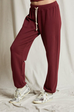 Toni French Terry Jogger Cranberry
