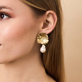 Amary Earrings with Pearls