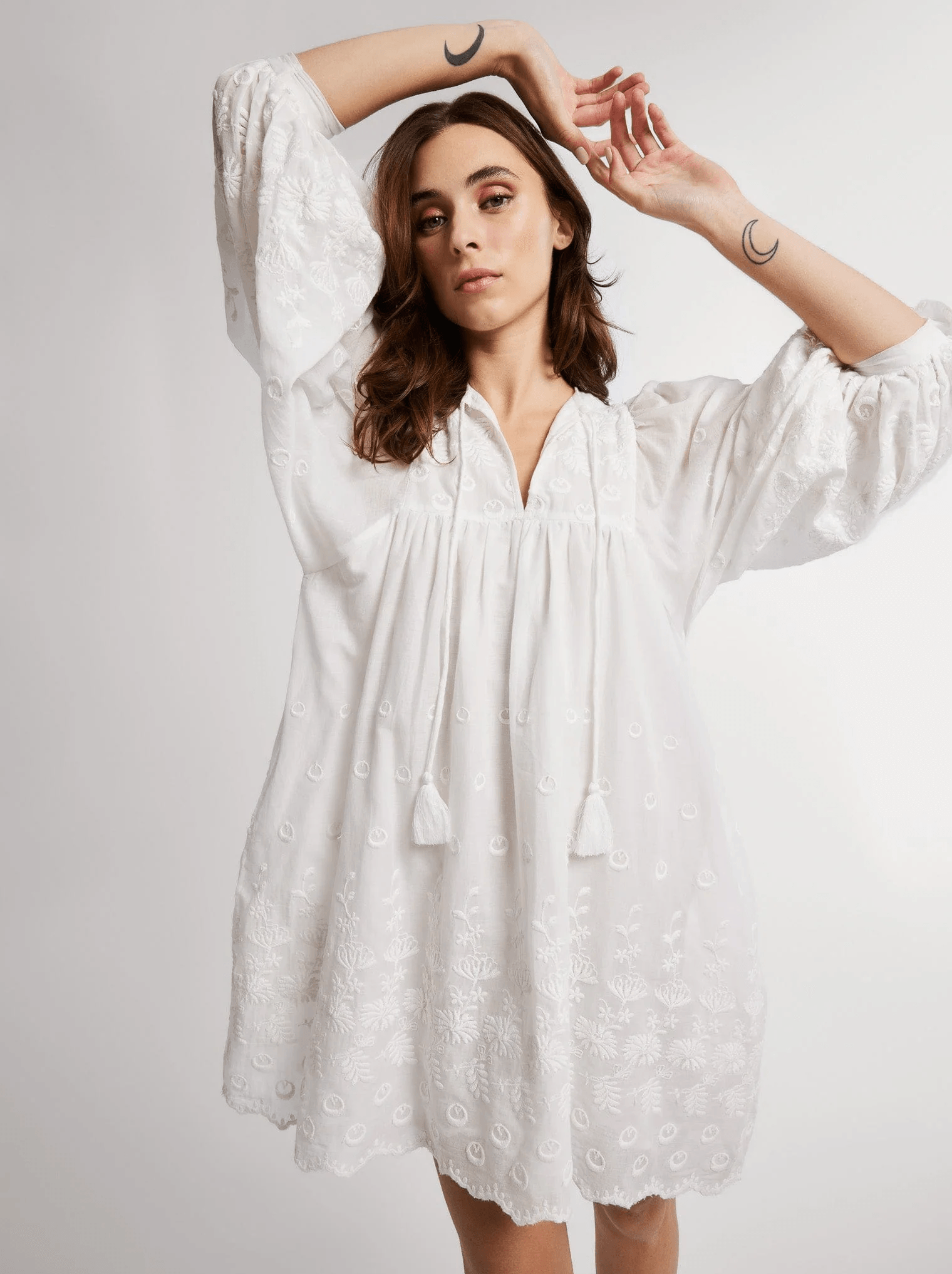 MILLE Eyelet Daisy Dress White – KEEP Boutique MILLE Eyelet Daisy Dress White – KEEP Boutique