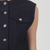 Leo Vest Smudge