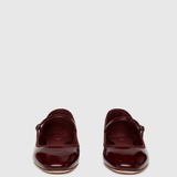 Jolie Flat