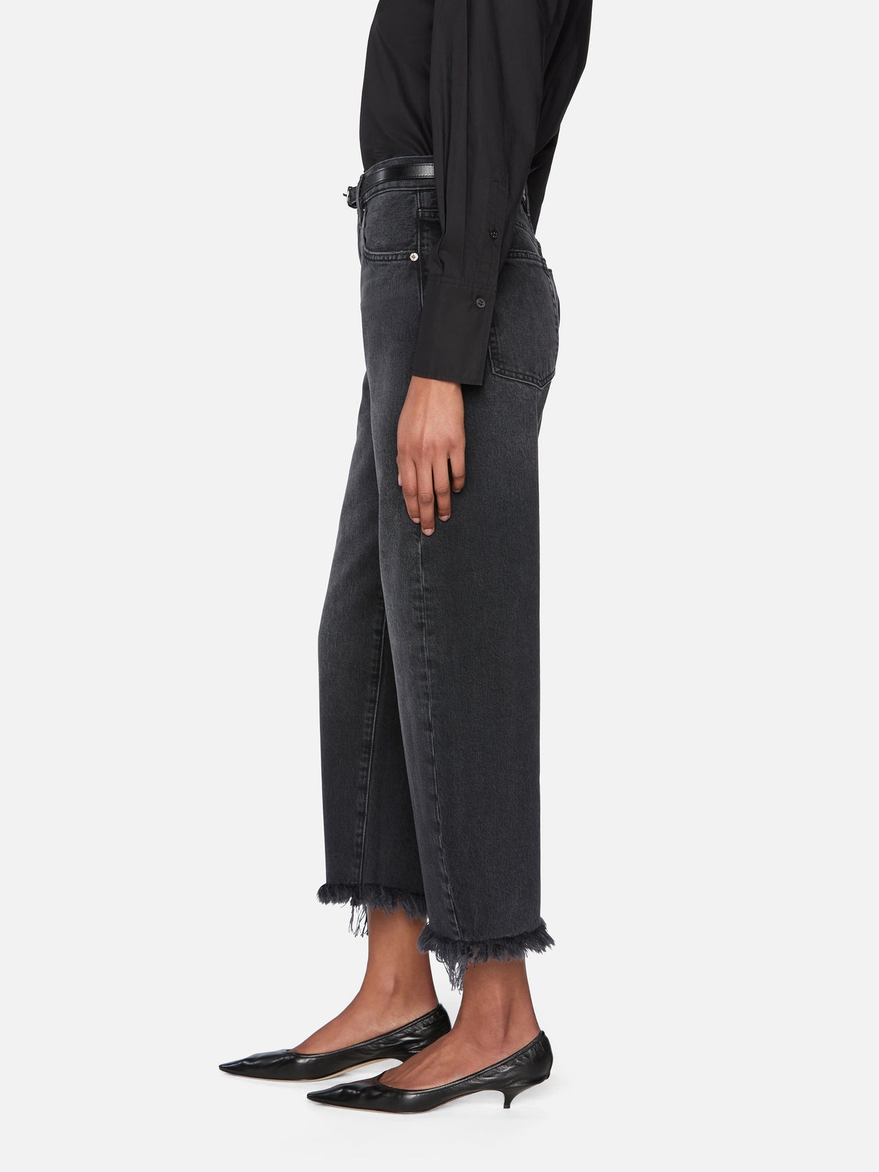 The Bubble Crop Limitless Raw Fray