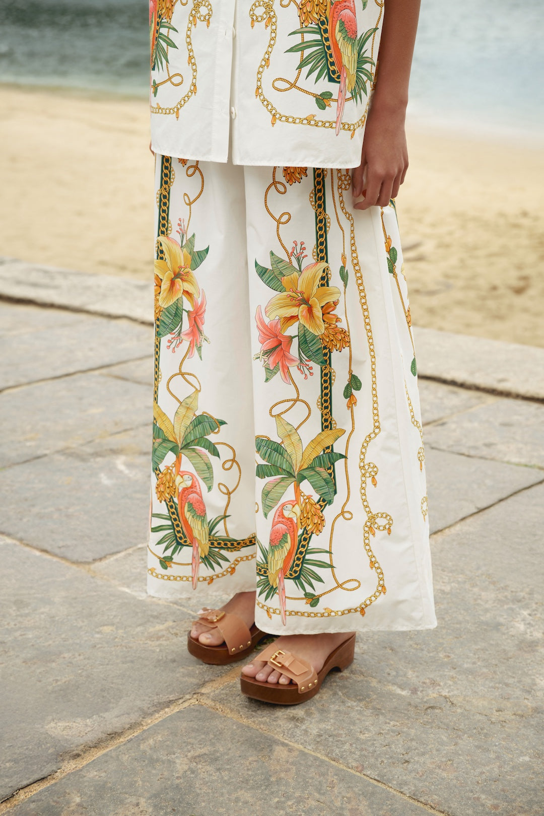 TROPICAL ROYALTY OFF-WHITE PANTS