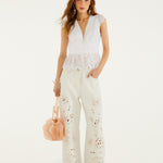 WHITE EMBROIDERY BLOUSE
