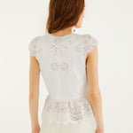 WHITE EMBROIDERY BLOUSE