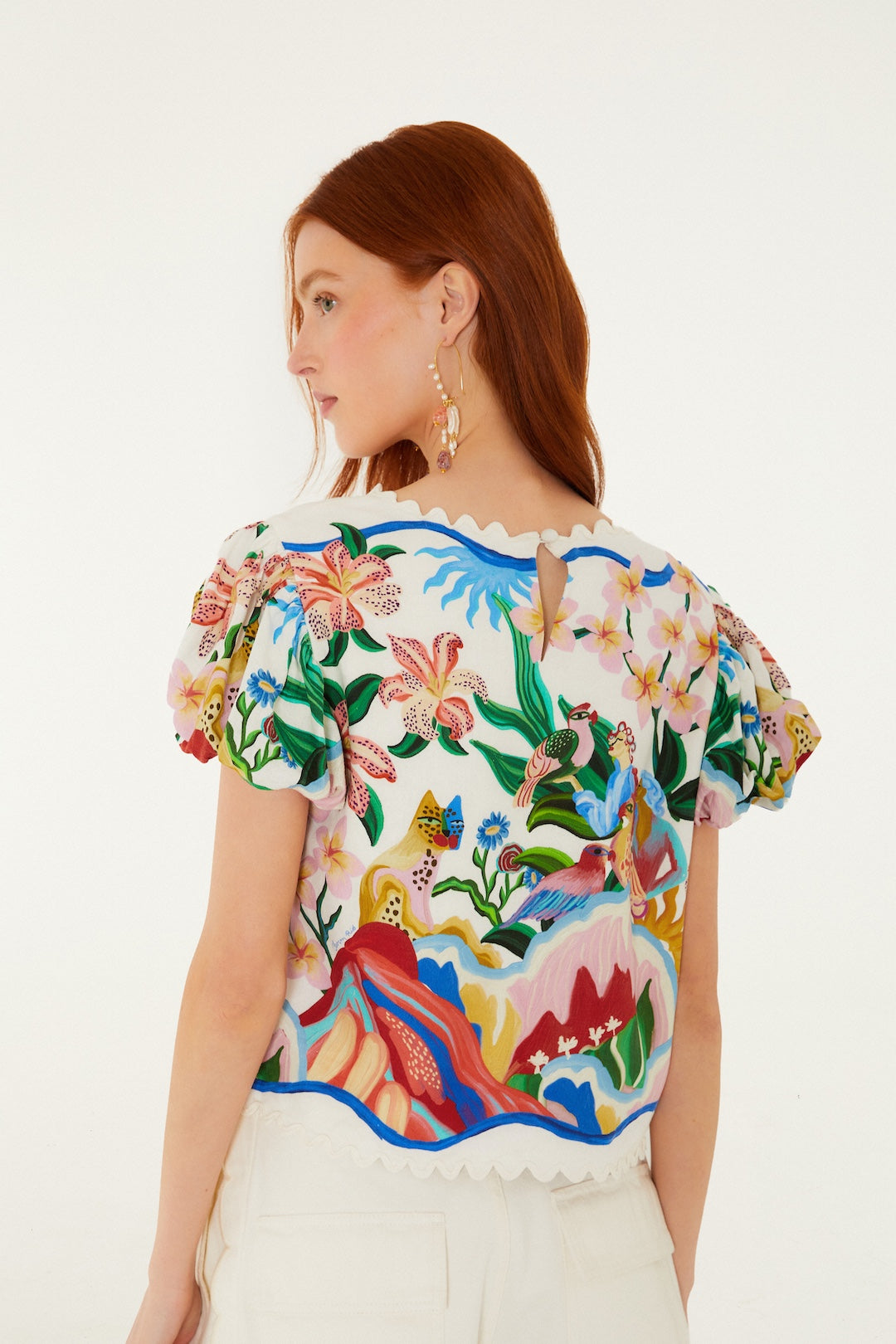 GARDEN OF LIFE SCARF OFF-WHITE SHORT SLEEVE BLOUSE