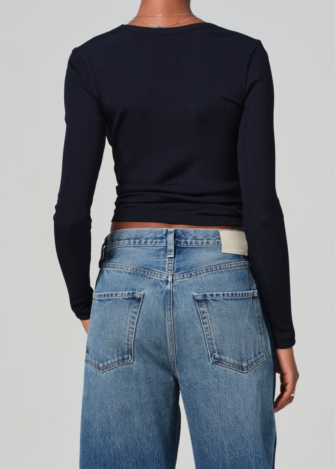 Rumi Scoop Neck Ribbed Tee Navy