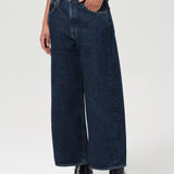 Low Curve Jean Crop Pendulum