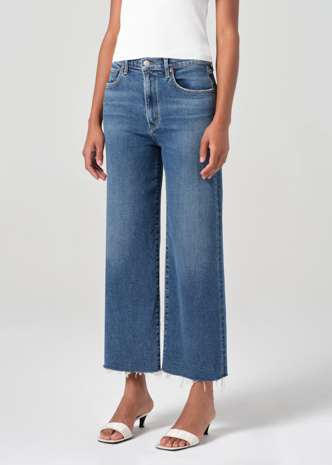 Harper Straight Crop Jean in Motion