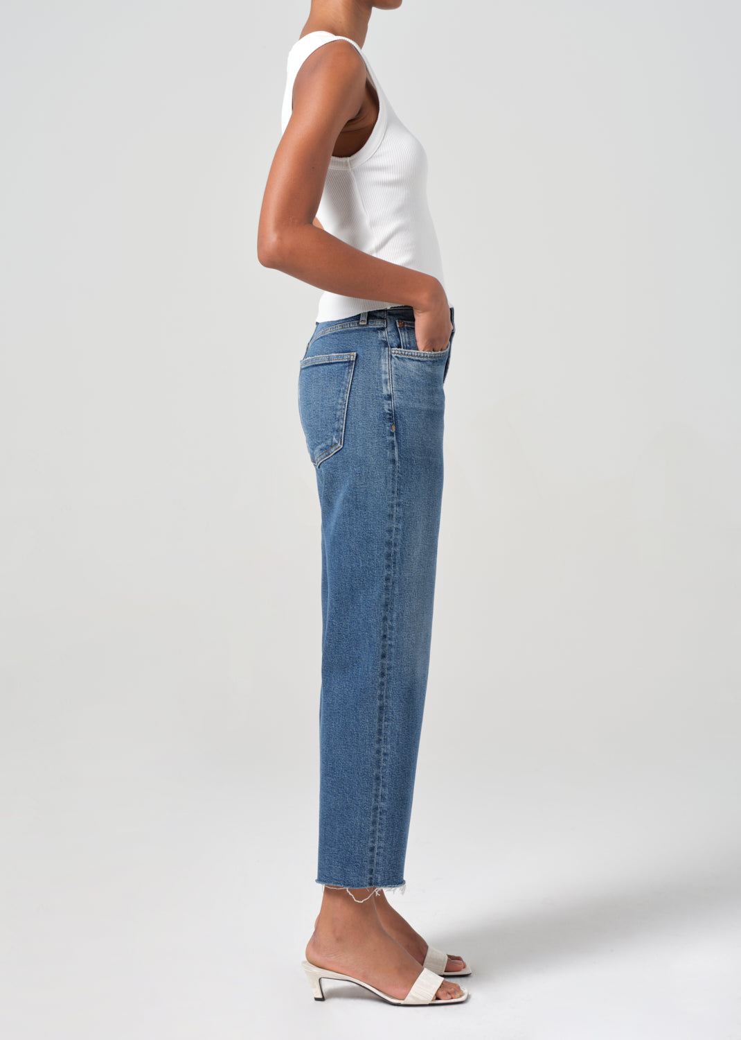 Harper Straight Crop Jean in Motion