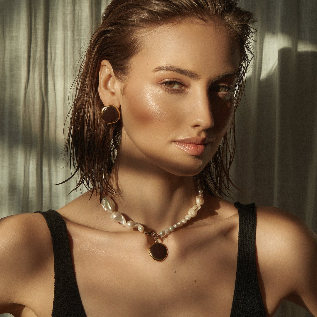 Celia Necklace Pearl