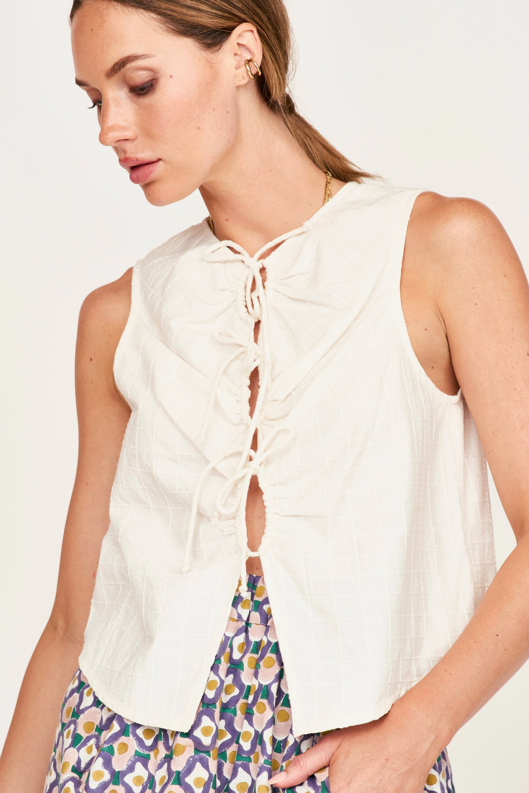 Cerritos Top in White Box Stitch