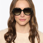CHLOE in Tortuga Noir