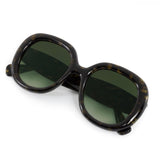 CHLOE in Tortuga Noir