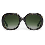 CHLOE in Tortuga Noir