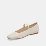 Reyes Flat Ivory Leather