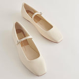 Reyes Flat Ivory Leather