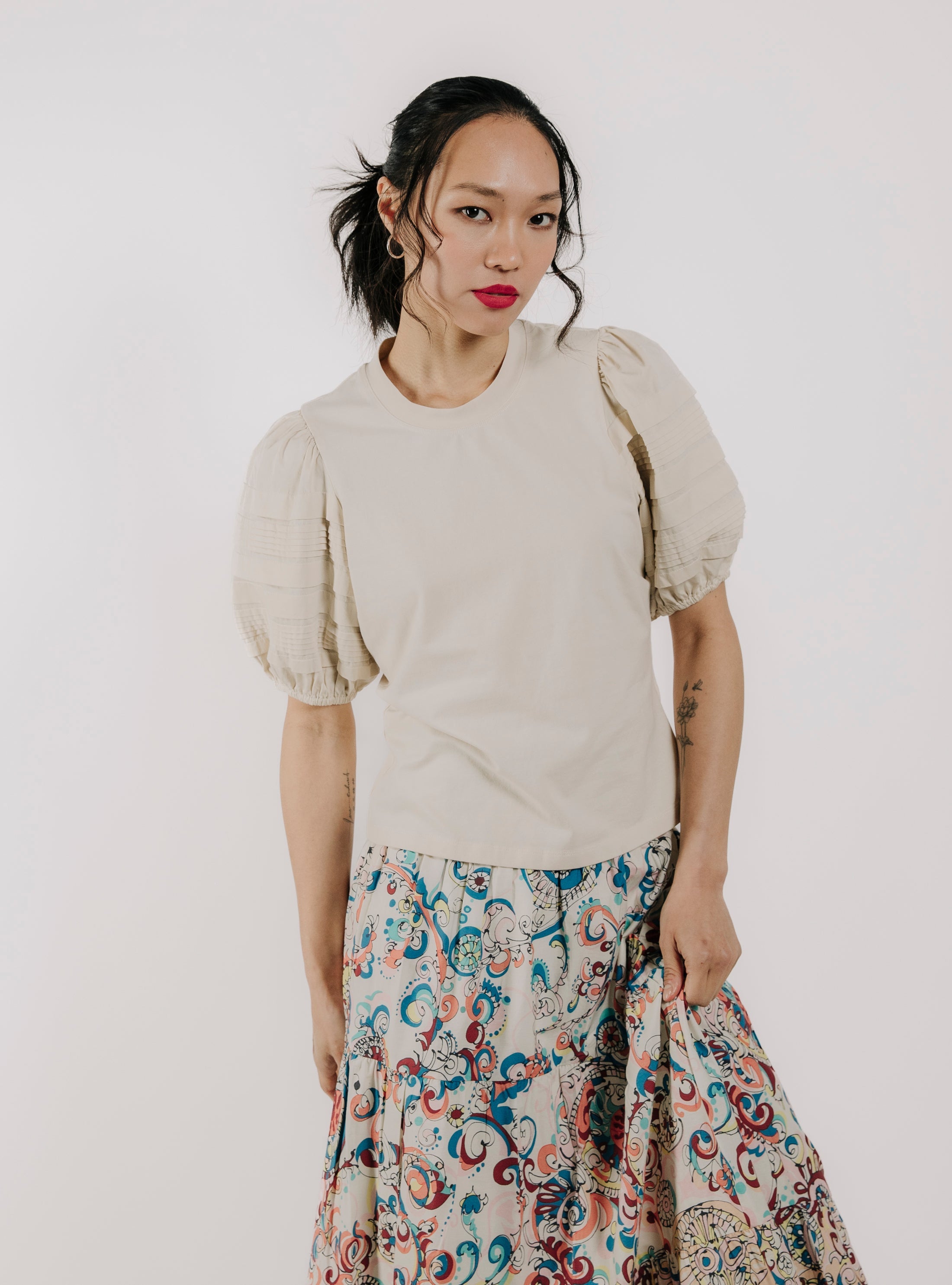 Dylan Tee White Swan