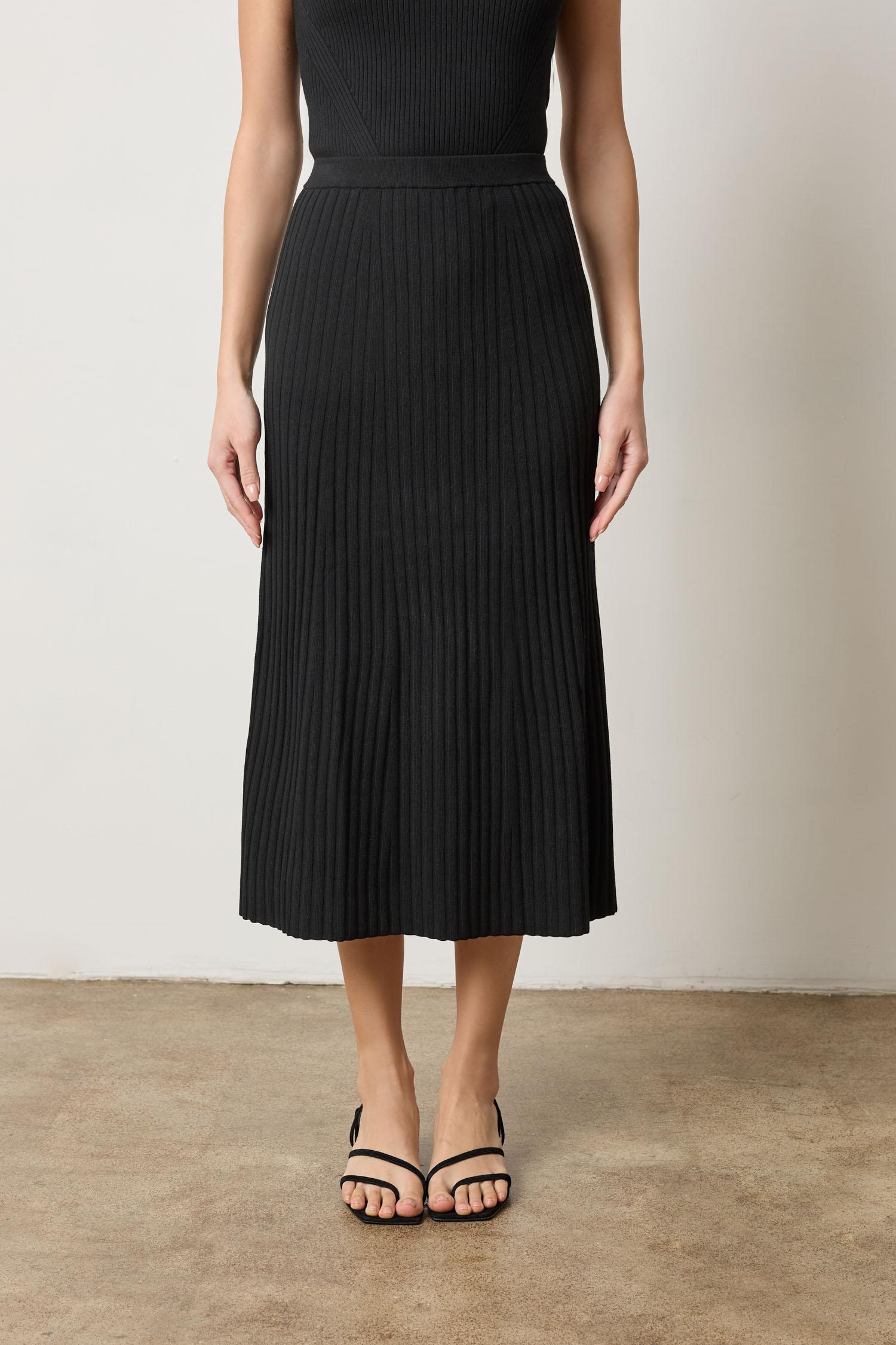 Straight Rib Skirt Black