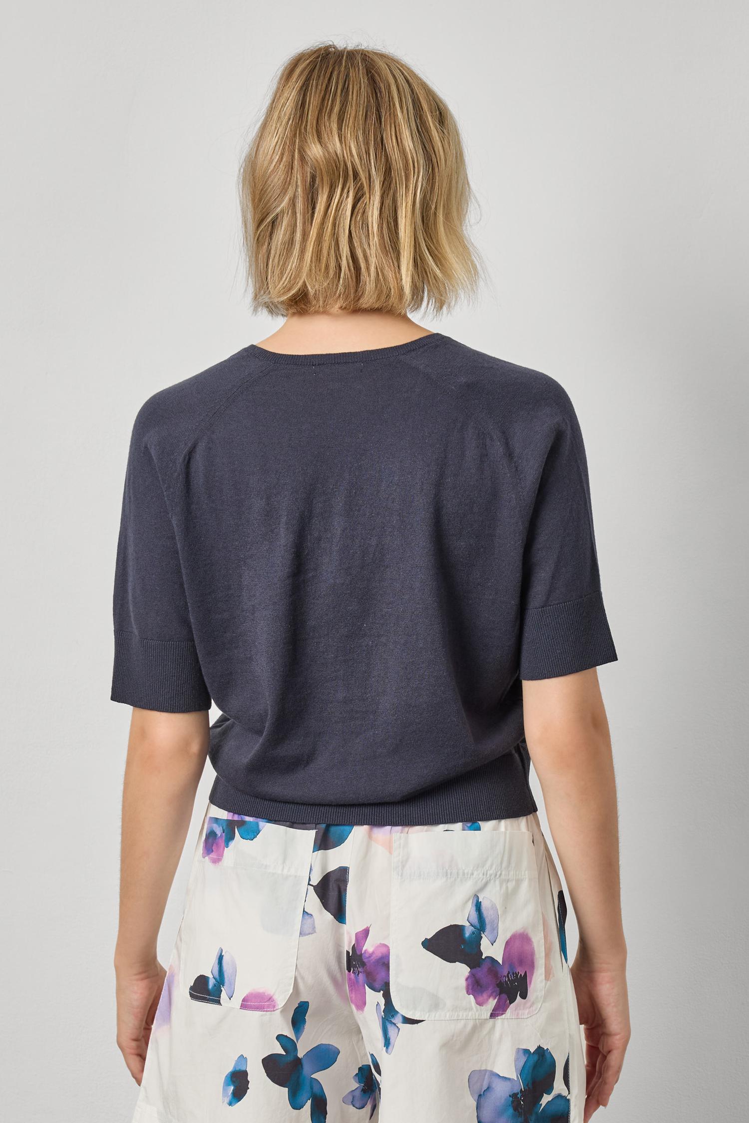 V-Neck Saddle Sleeve Sweater Navy