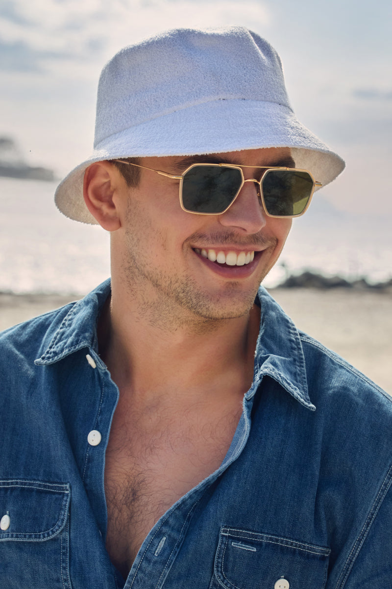 EMERY in 18K + Crystal Polarized