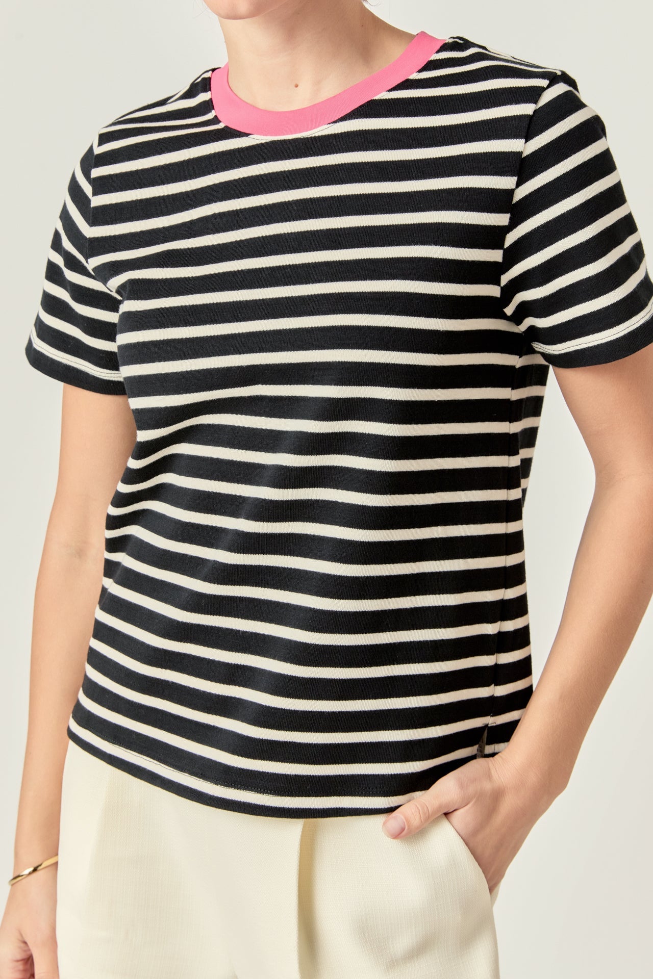 Contrast Rib Stripe T-Shirt Black/Pink