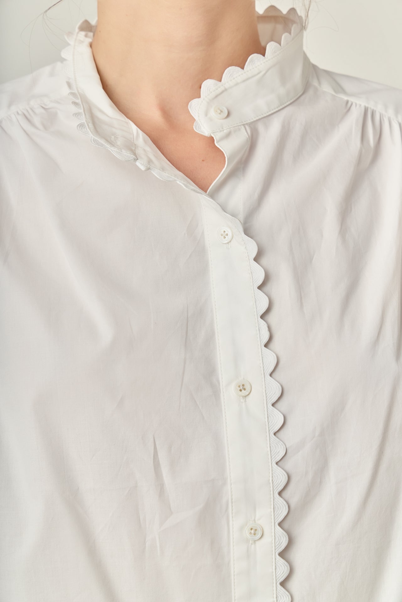 Ric Rac Detailed Short Sleeve Shirt White