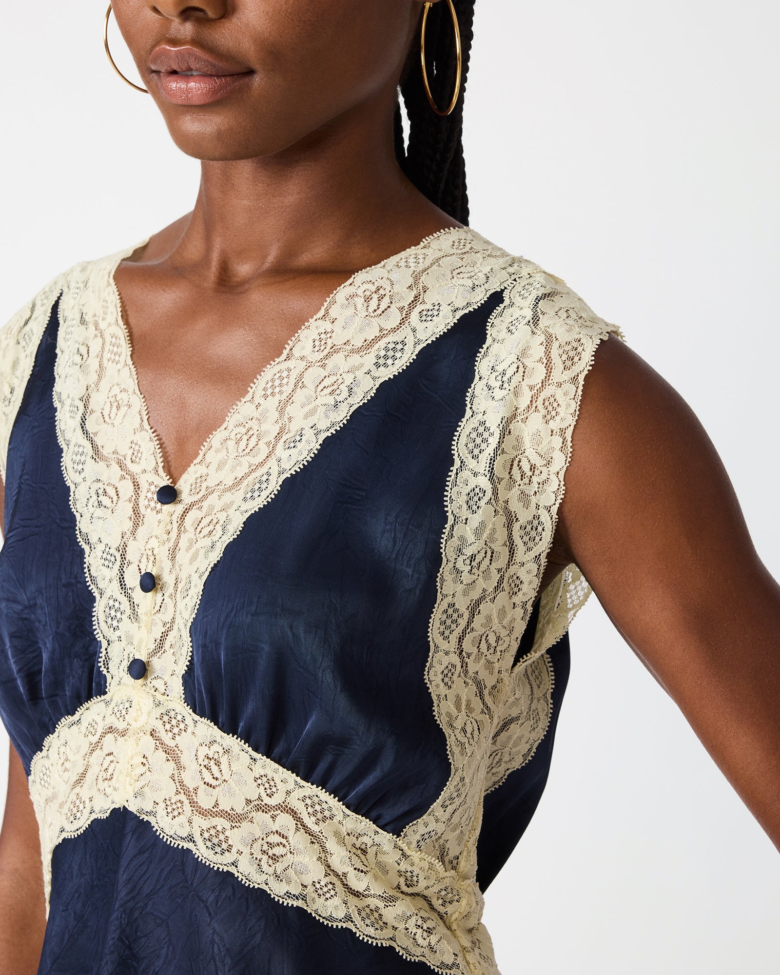 Elinor Lace Detail Top Midnight