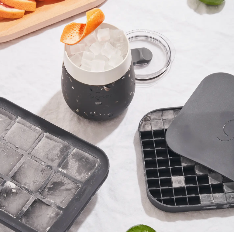W&P Stackable Ice Tray