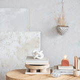Marble Chain Knot Décor w/ 3 Links
