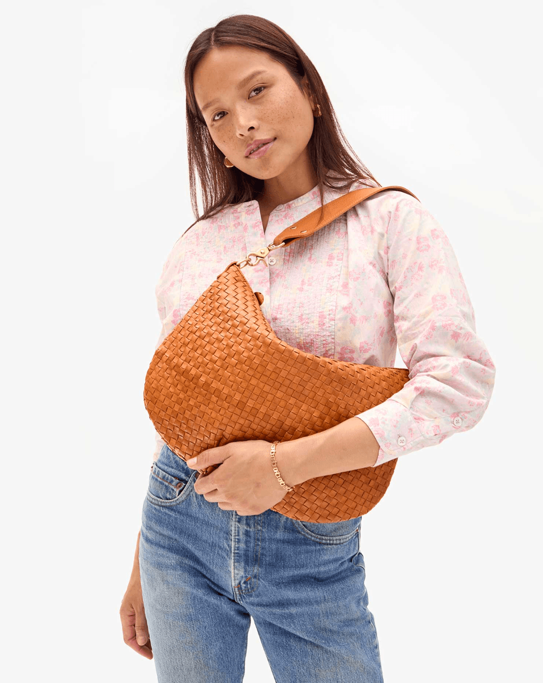 Moyen Messenger Natural Woven Checker