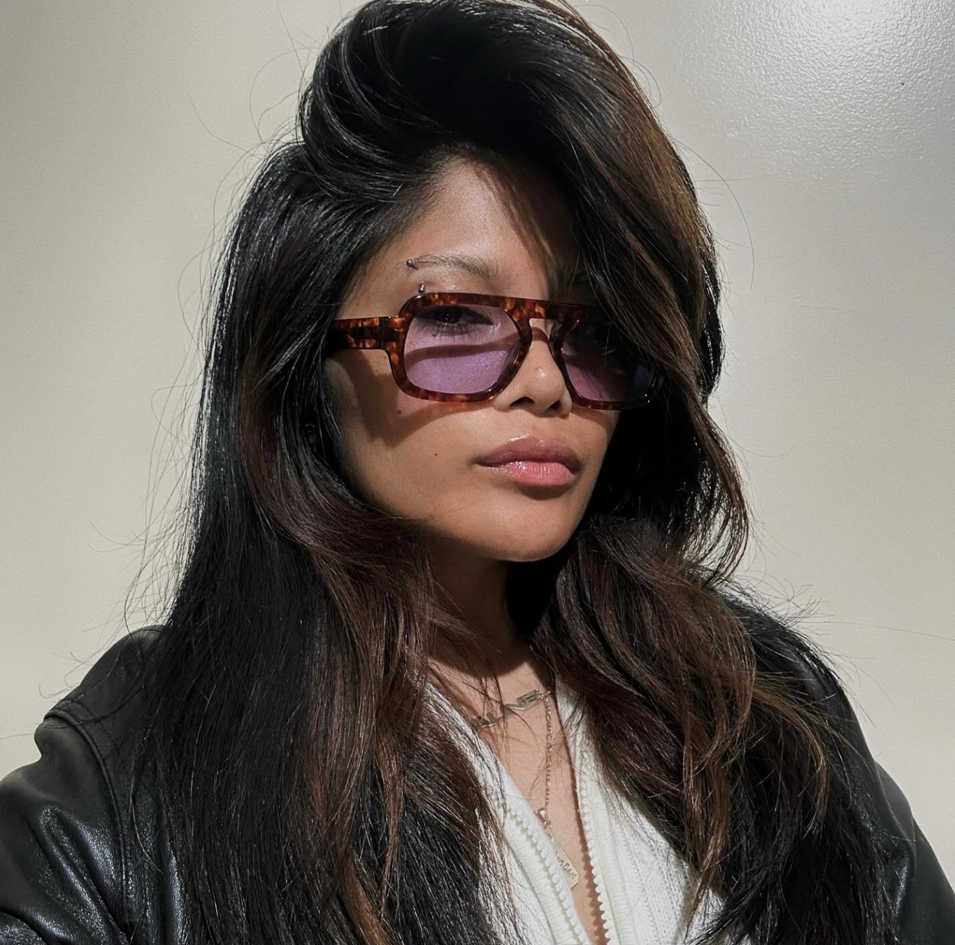 Jane Mini in Red Tortoise