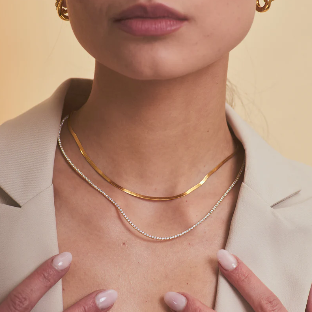 Isabella Herringbone Necklace Gold