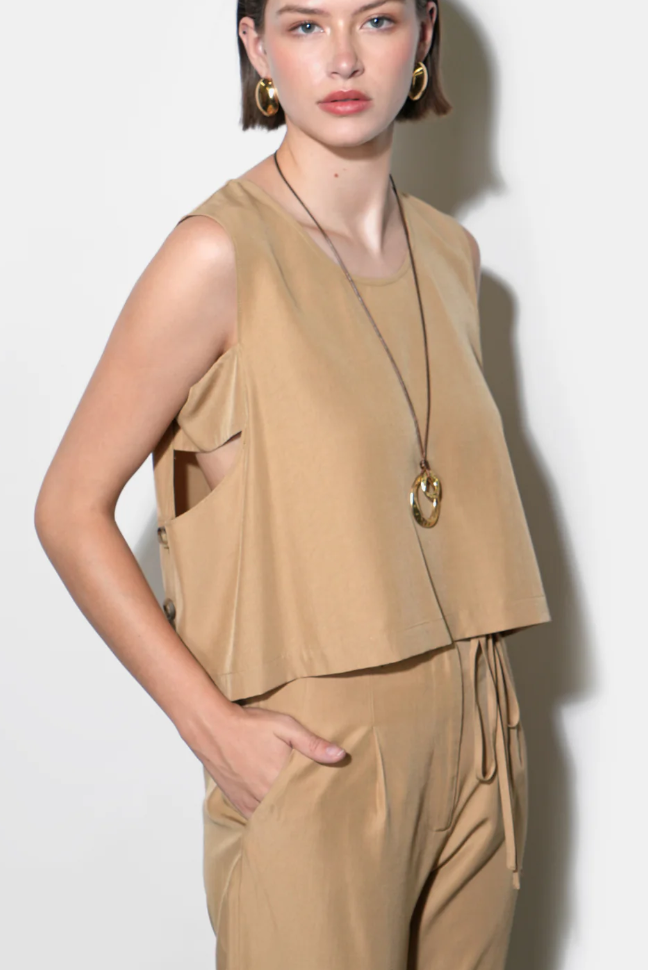 Zoey Side Button Scoop Neck Top