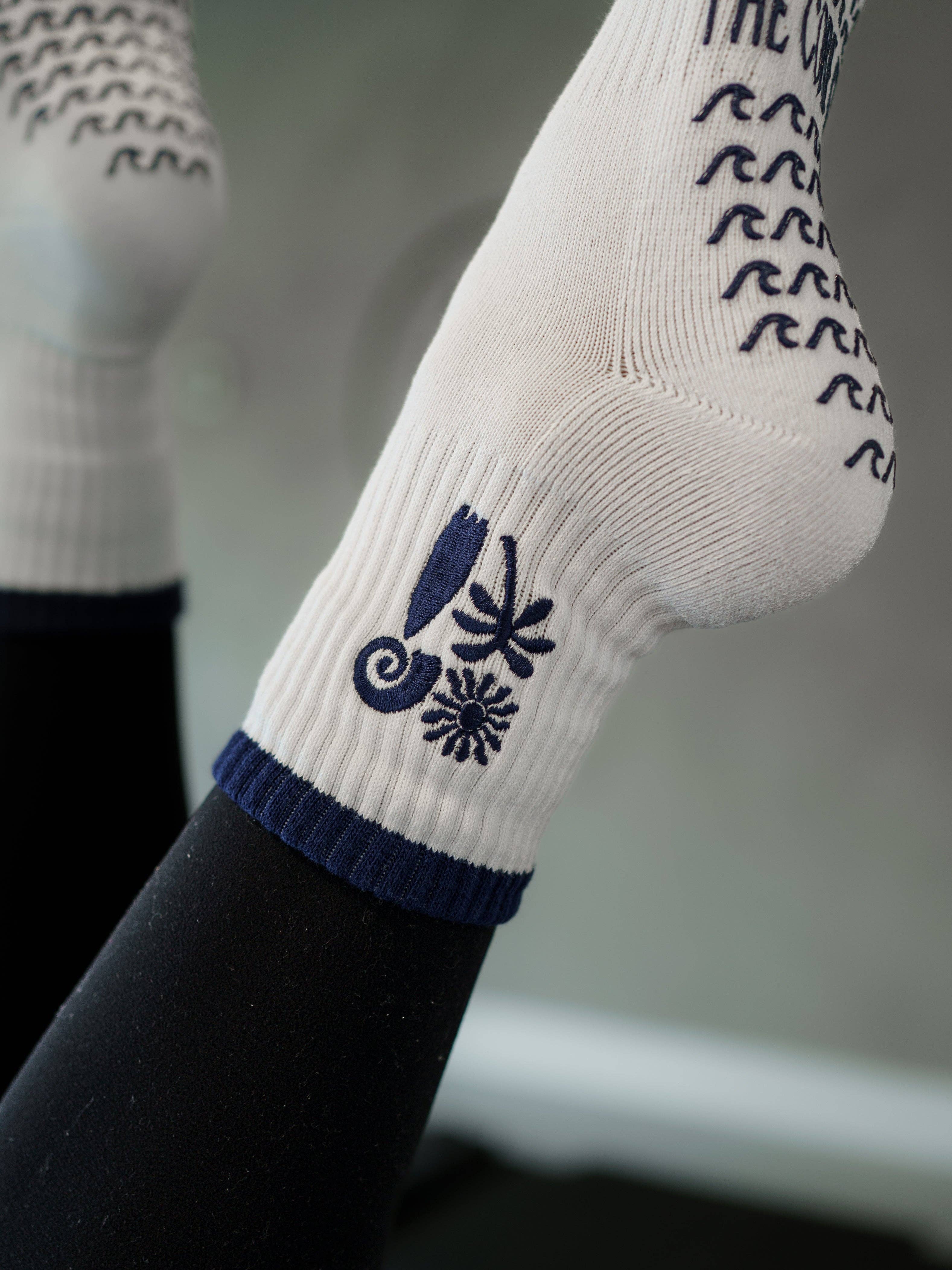 TCC Navy Wave, Surfboard, Palm, Sun | Pilates & Barre Grippy Socks