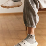 Movement Classic Ruffle Socks