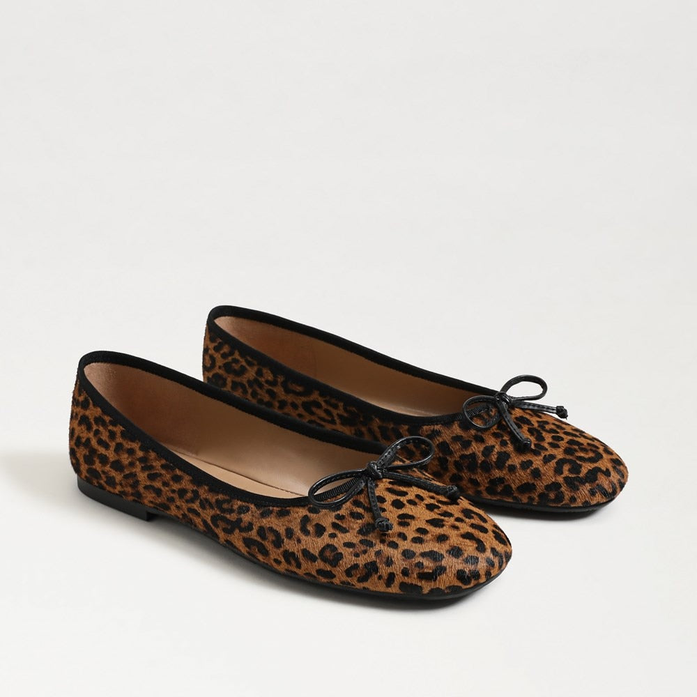 Alie Leopard Flat