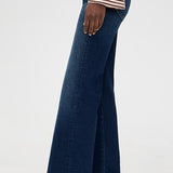 The Hustler Roller Sneak Troublemaker