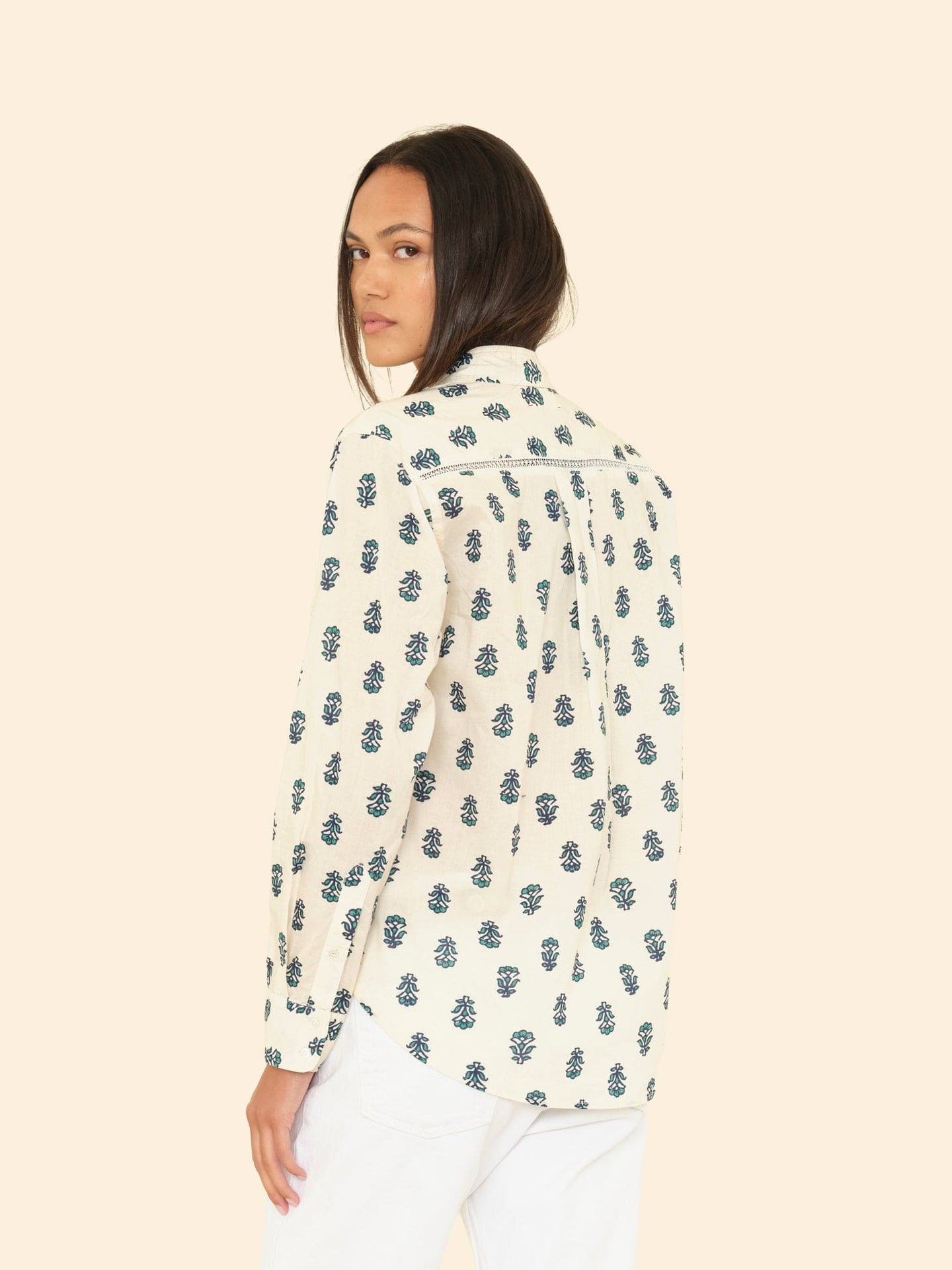 Emmie Shirt Clover Stamp